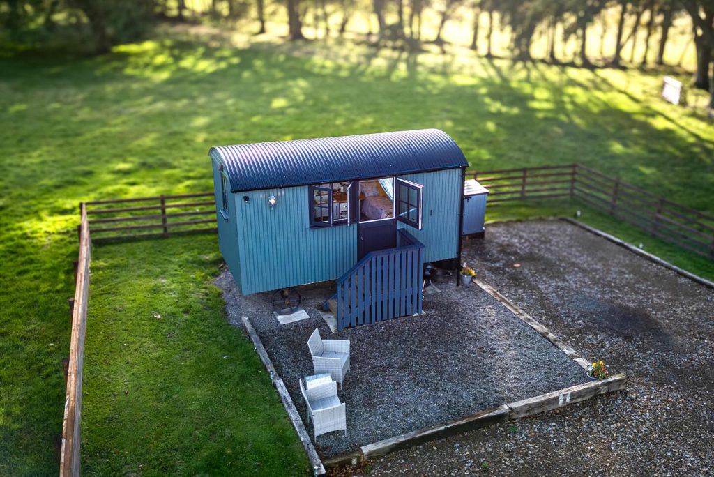 Instagram post from herdiehideaway. This post is in position 0.